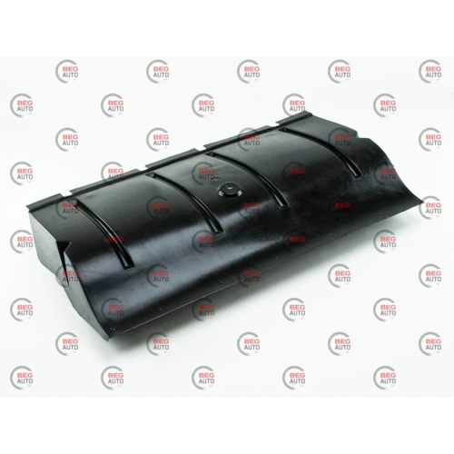 щиток рад. нижн. 31105 пластм.