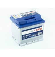 Акумулятор BOSCH  52 А S4 (470А) Євро правий + (2 роки гарантії)
