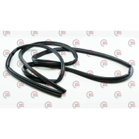 уплотнитель багажника 2401-2410 клеящийся