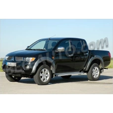 вітровик Mitsubishi L 200 2006-2015 (скотч) AV-Tuning