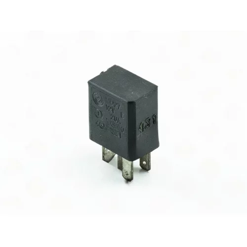 реле паливного насоса Chery Amulet 12V30A