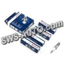 свечи Bosсh 31105 дв.Chrysler 2.4L (HR8MCV+) +39 79045 к-т